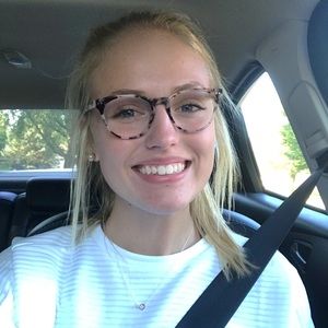 Meet your Posher, Taryn